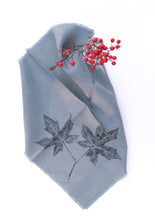 Load image into Gallery viewer, Sweetgum Leaf Linen Napkin in Lagoon Blue (Set of 4 w/bag)
