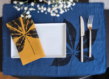 Load image into Gallery viewer, Linen Creeper Leaf Placemat in Navy Blue - Set of 4 with bag
