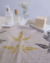 Load image into Gallery viewer, Redberry Leaf Hand Towel
