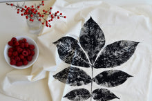 Load image into Gallery viewer, Unbleached 100% Cotton Hickory Leaf Tea Towel in Natural
