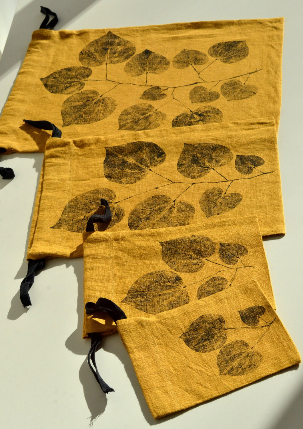 Linen Multi-Use String Bags in Mustard